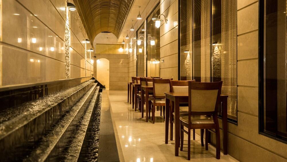 Jiwar Almasi Hotel ジェッダ エクステリア 写真